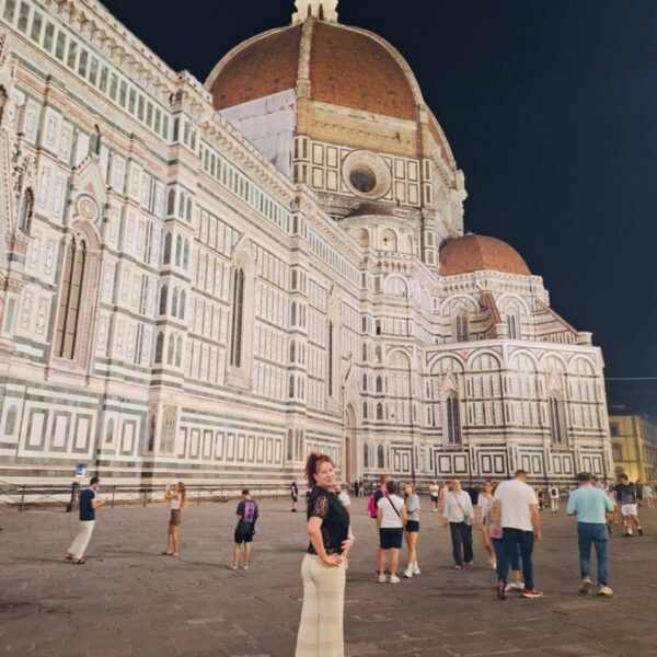 3fd5f287 43ec 4e88 a148 349dce56f0b7 1 600x600